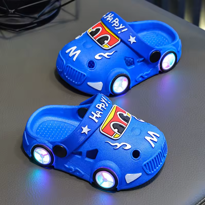 Zuecos infantiles Pielumi con faros LED, color azul